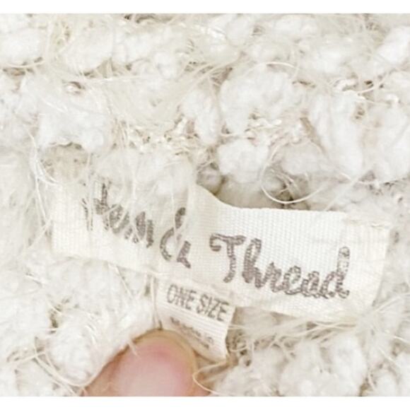 Hem & Thread Ivory White Soft Plush Vest, One Size Fits Most - Picture 10 of 11